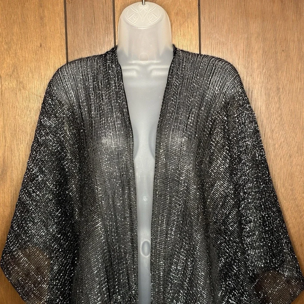 Boho Whimsigoth Kimono Silver Metallic Net Wrap Shawl Festival Sheer Glam NWT